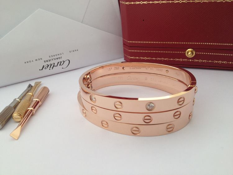 Cartier Love Bracelet 4 Diamonds Rose Gold - HoooGoods